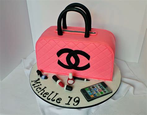 designer handbag cake ideas.